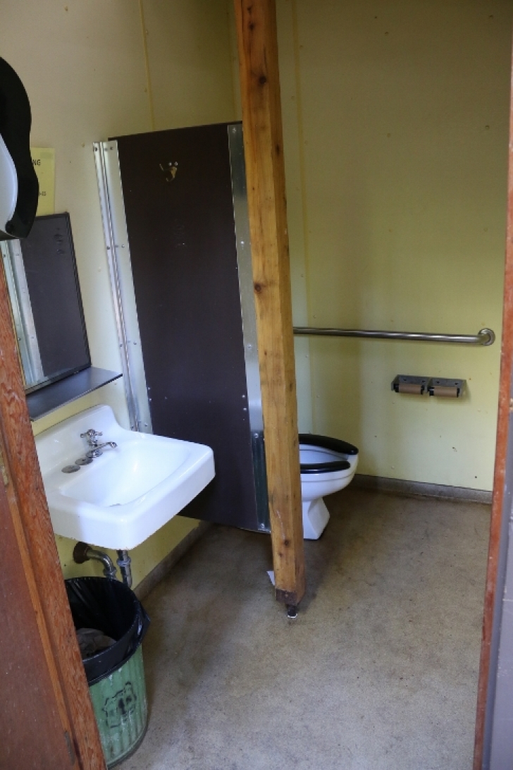 Camping in Washingtons Kachess Campground.